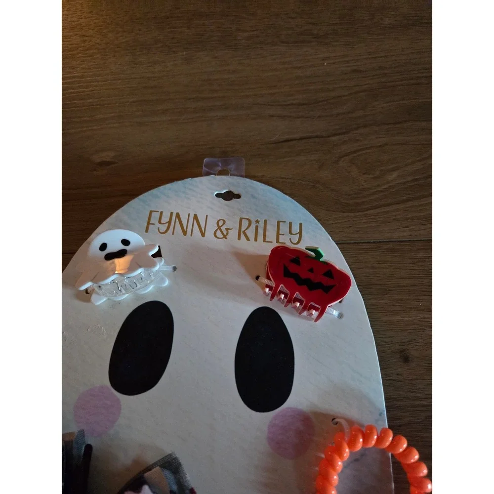 Fynn & Riley Kids Halloween Hair Accessory Set Ghost Pumpkin Clips and Ties 9pc